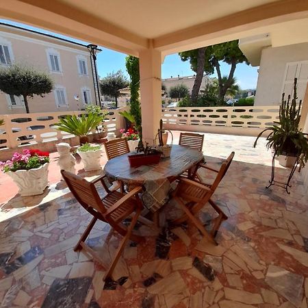 Bouganville Casa Vacanza Ambiente Climatizzato Con Wi Fi Pineto Dış mekan fotoğraf