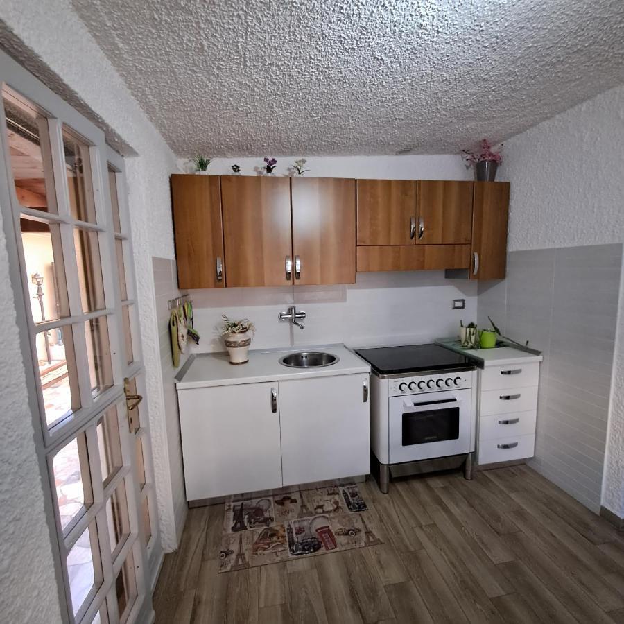 Bouganville Casa Vacanza Ambiente Climatizzato Con Wi Fi Pineto Dış mekan fotoğraf