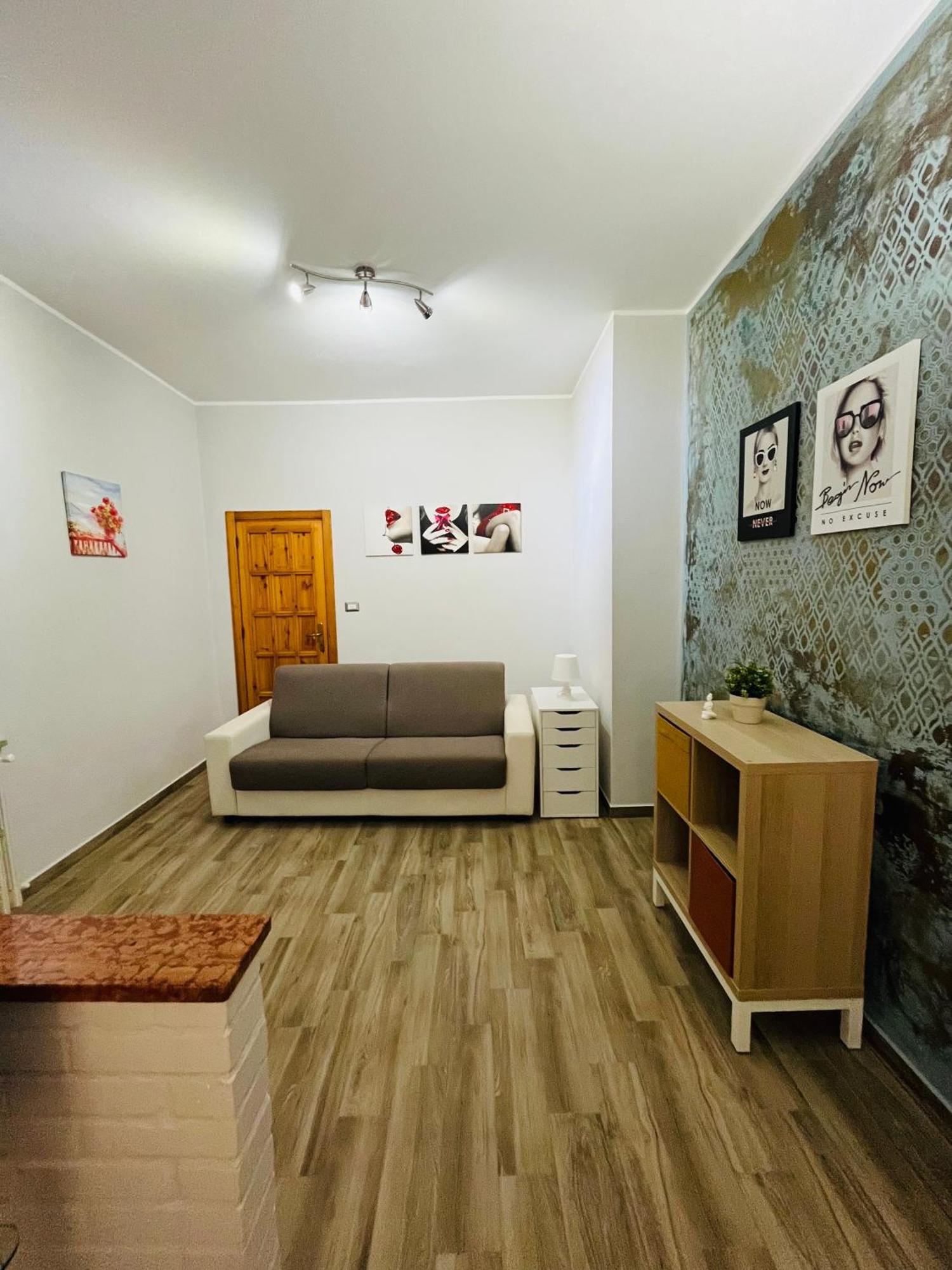 Bouganville Casa Vacanza Ambiente Climatizzato Con Wi Fi Pineto Dış mekan fotoğraf