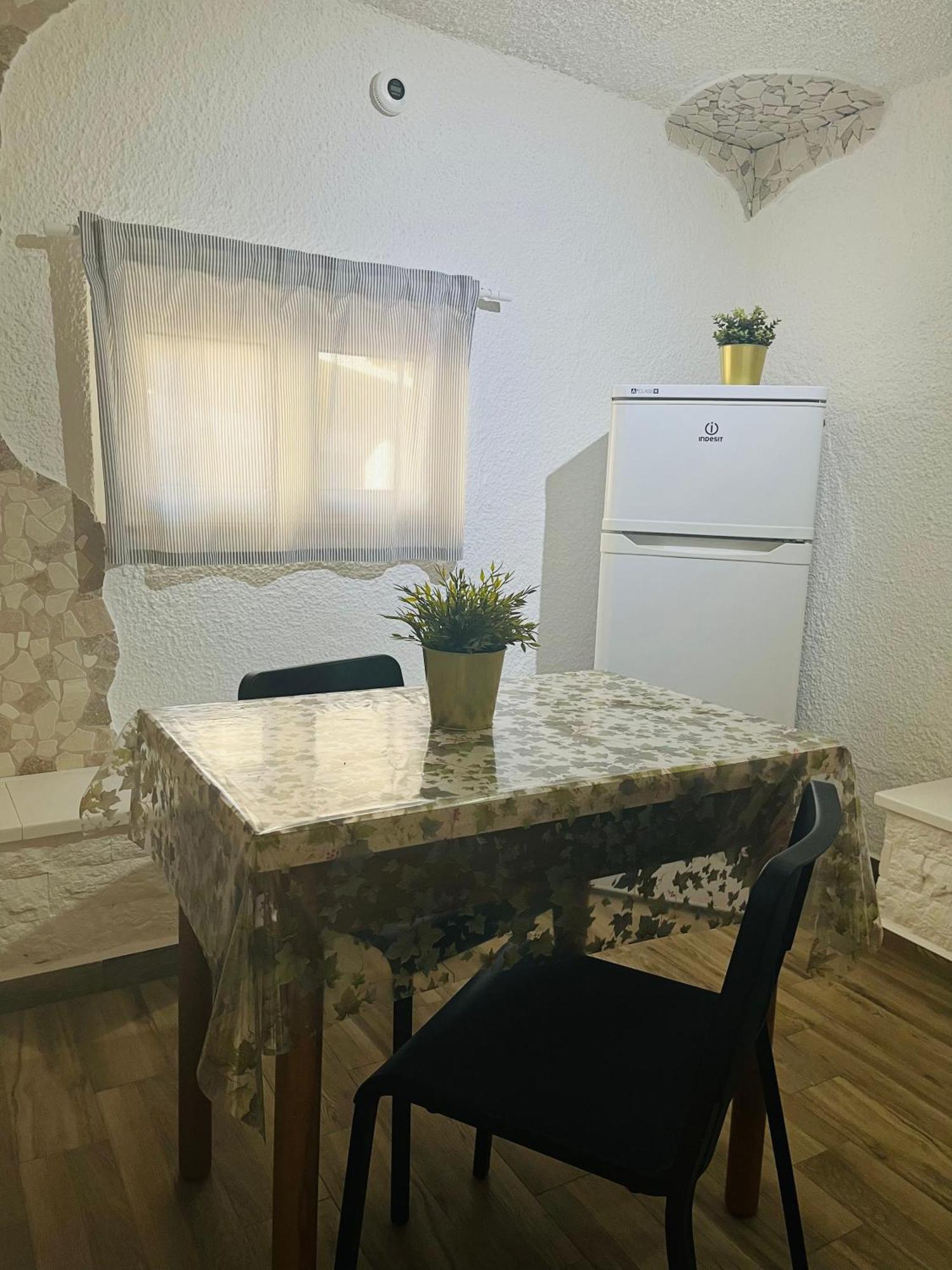 Bouganville Casa Vacanza Ambiente Climatizzato Con Wi Fi Pineto Dış mekan fotoğraf