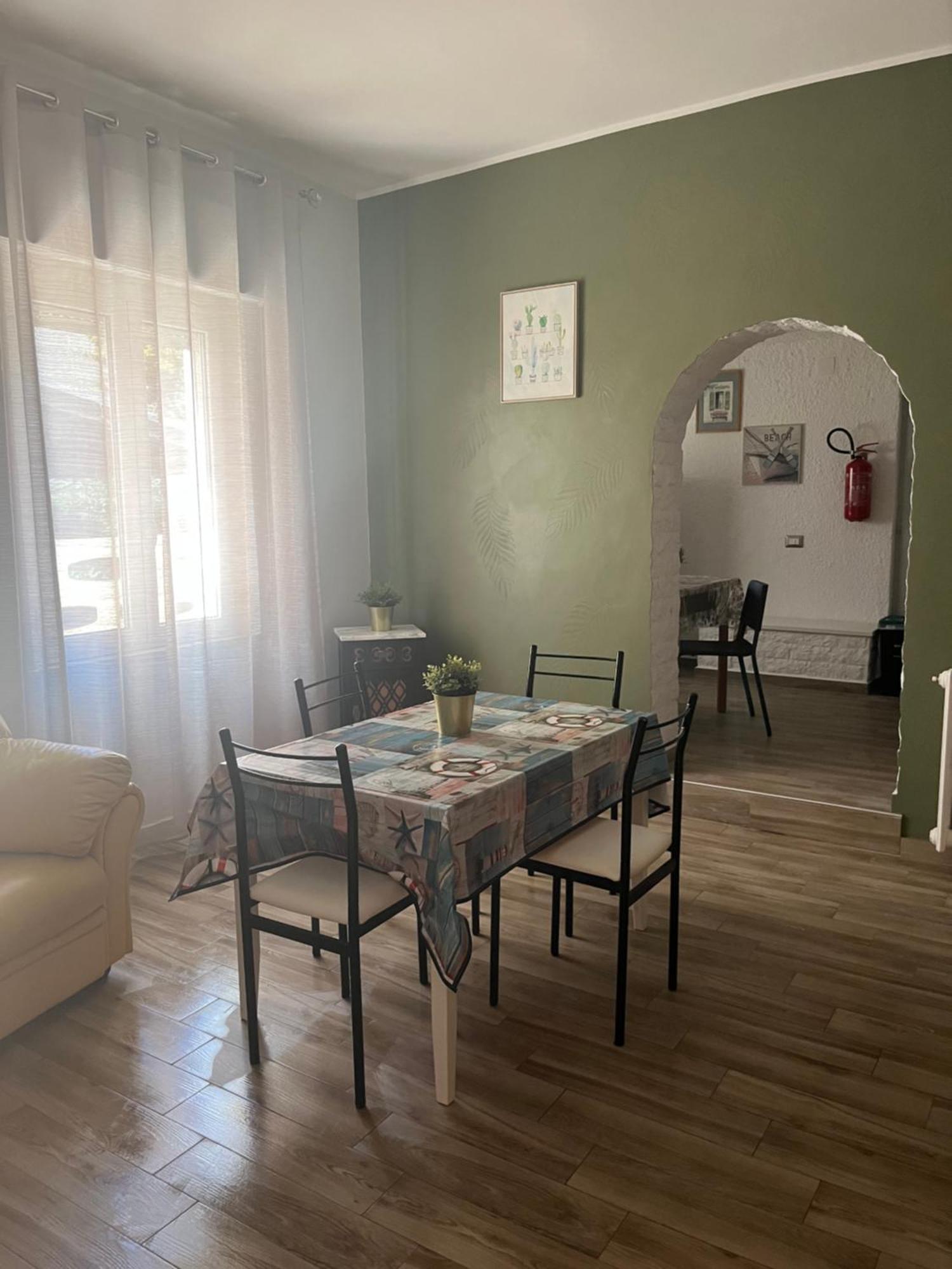 Bouganville Casa Vacanza Ambiente Climatizzato Con Wi Fi Pineto Dış mekan fotoğraf