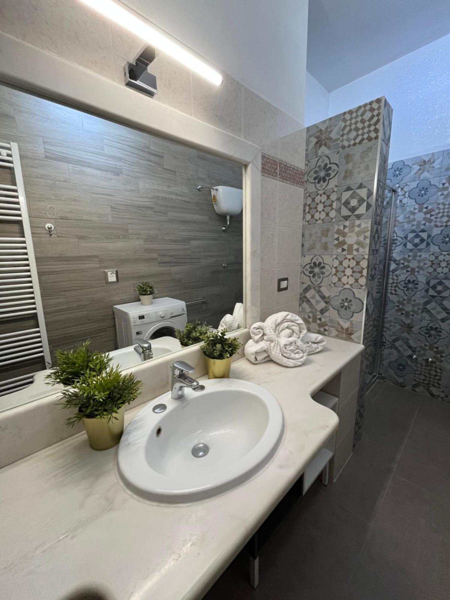 Bouganville Casa Vacanza Ambiente Climatizzato Con Wi Fi Pineto Dış mekan fotoğraf